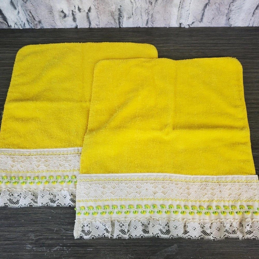 T.Mary's Vintage 2 -pc YELLOW Washcloth Set Cotton With White Lace Trim